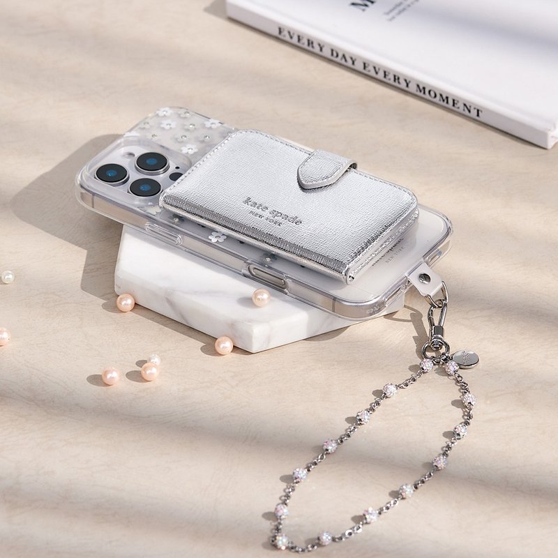 【kate spade】MagSafe 磁吸迷你掀蓋包 閃亮銀 - 手機配件 - 其他材質 銀色