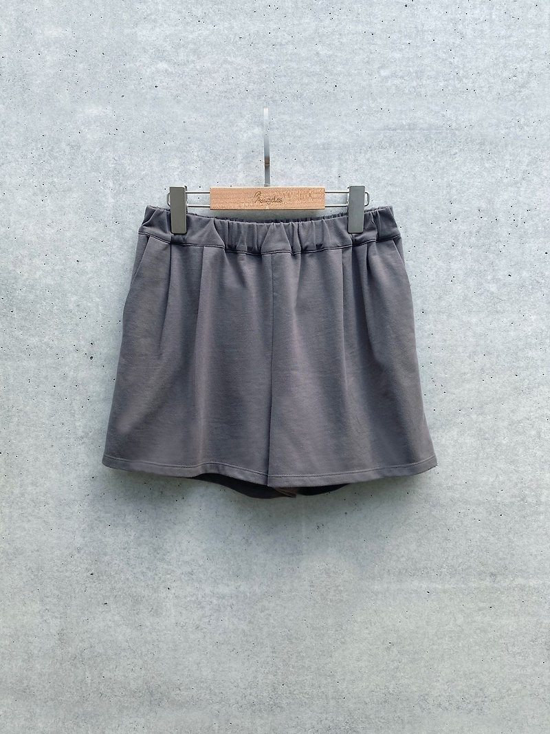 Simple casual shorts (dark gray) - กางเกงขาสั้น - ผ้าฝ้าย/ผ้าลินิน สีเทา