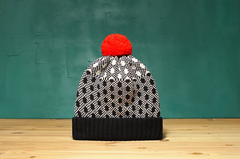 黑白雜訊 可拆式毛球針織毛帽 - 帽子 - 其他人造纖維 黑色