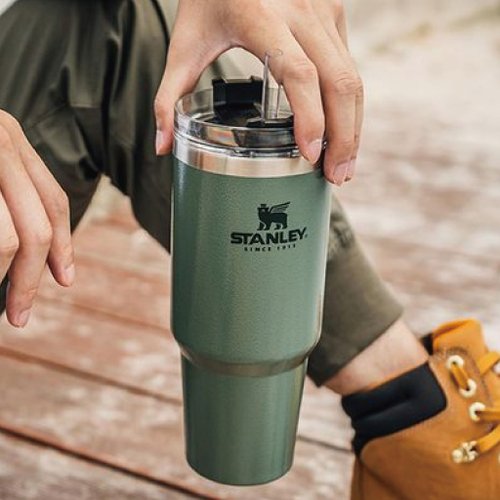 STANLEY Adventure Series Vacuum Beer Mug 0.7L / Hammer Green - Shop stanley-tw  Mugs - Pinkoi