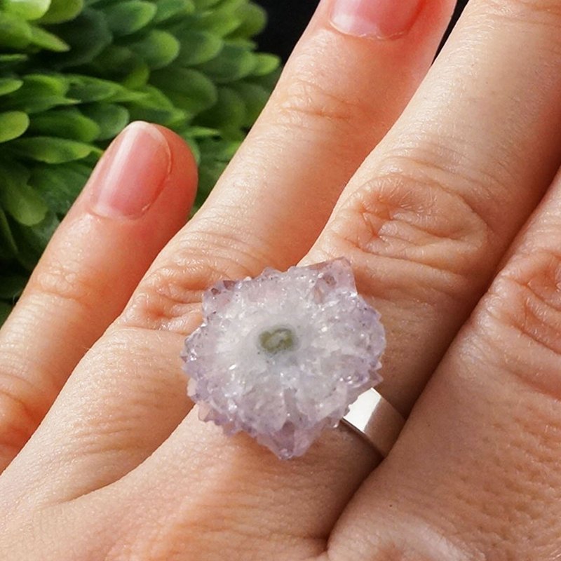 Amethyst Slice Ring Solar Quartz Stalactite Crystal Adjustable Ring Jewelry Gift - แหวนทั่วไป - เครื่องเพชรพลอย สีม่วง