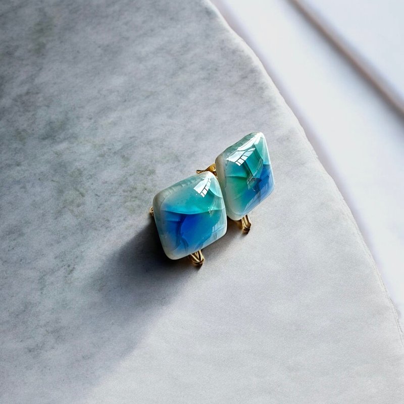 Earrings 浜辺の歌 - 耳環/耳夾/耳骨夾 - 陶 藍色