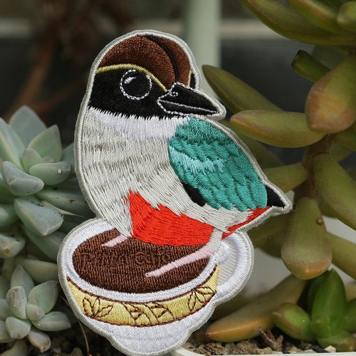 Pitta café 八色鳥繡片 Pitta Patch
