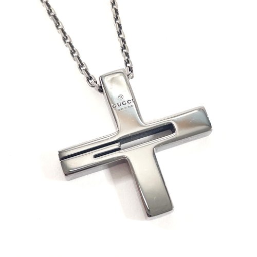 【美品】 GUCCI ネックレス　カットアウトG クロス　十字架　191 美品】 GUCCI ネックレス カットアウトG クロス 十字架 191