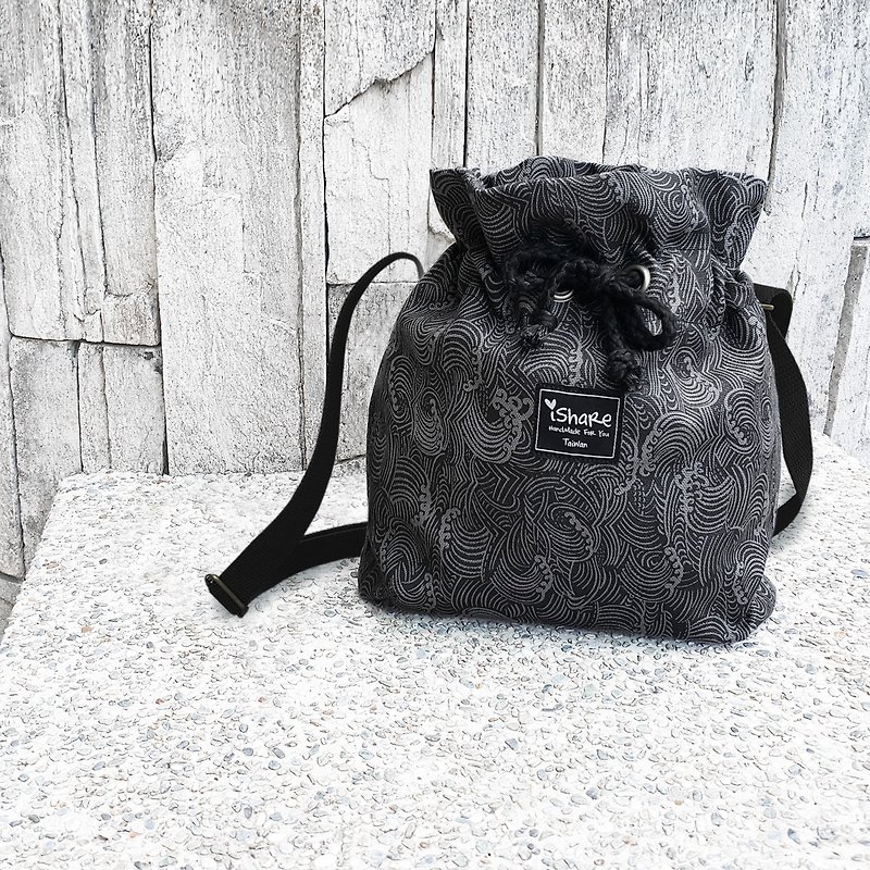 Limited edition minimalist canvas bucket bag - wave flower carry bag / shoulder bag / beam bag - Messenger Bags & Sling Bags - Cotton & Hemp Gray