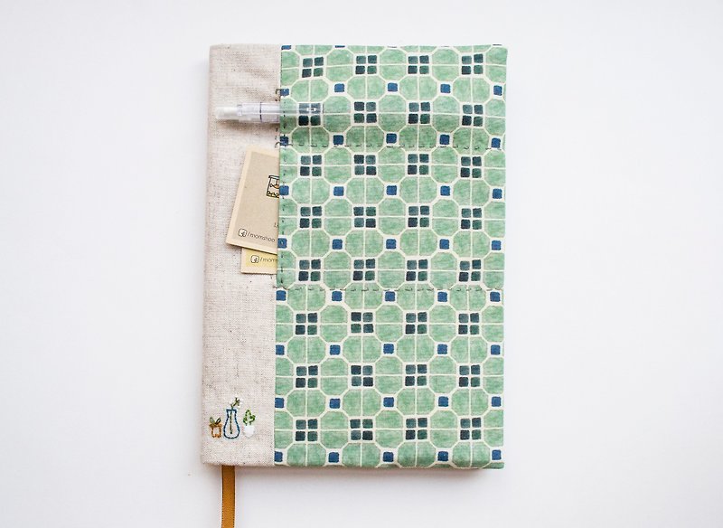 Mosaic and plants - adjustable A5 fabric bookcover - Book Covers - Cotton & Hemp Multicolor
