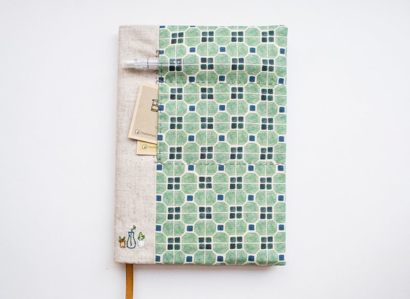Mosaic and plants - adjustable A5 fabric bookcover - 書衣/書套 - 棉．麻 多色