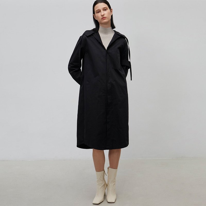 釋放-綁帶造型連帽風衣外套(黑)│Who Cares 台灣服飾品牌 - 女大衣/外套 - 棉．麻 黑色