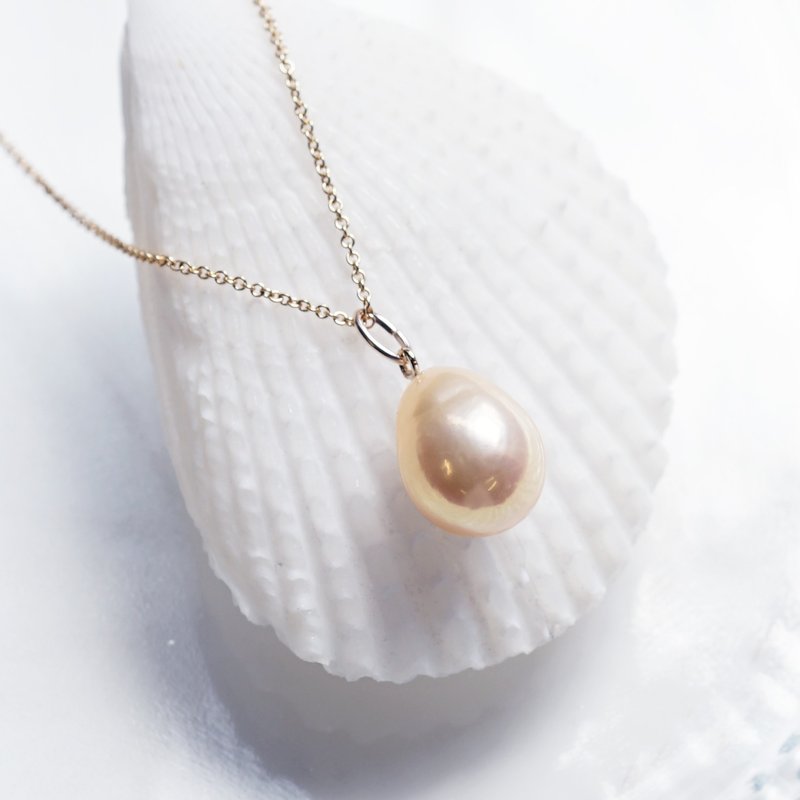 大粒天然色・ペールオレンジ淡水真珠の一粒ネックレス　Catarina - 項鍊 - 寶石 白色