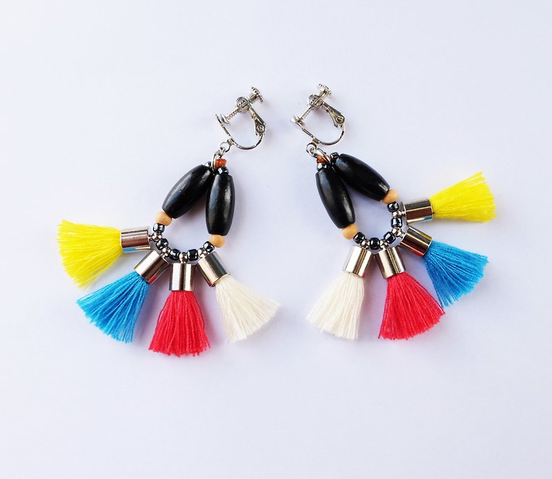 Colorful tassel earring in yellow/red/blue/cream and wooden beads - 耳環/耳夾 - 其他材質 多色