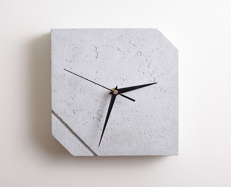 Cement oblique square wall clock - นาฬิกา - วัสดุอื่นๆ 