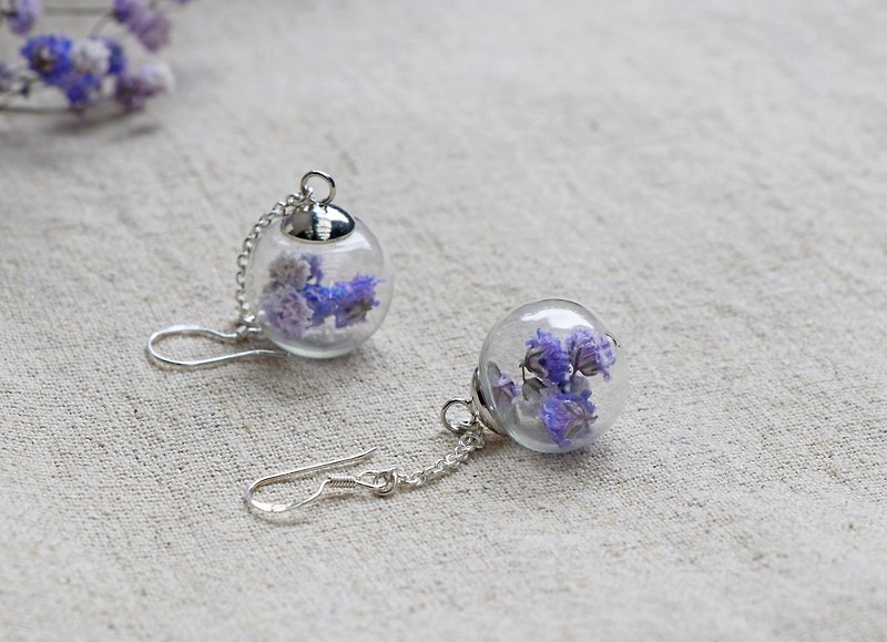 川越【 Dry Flower】玻璃花球 乾燥花耳環 手作訂製 - 耳環/耳夾 - 玻璃 紫色