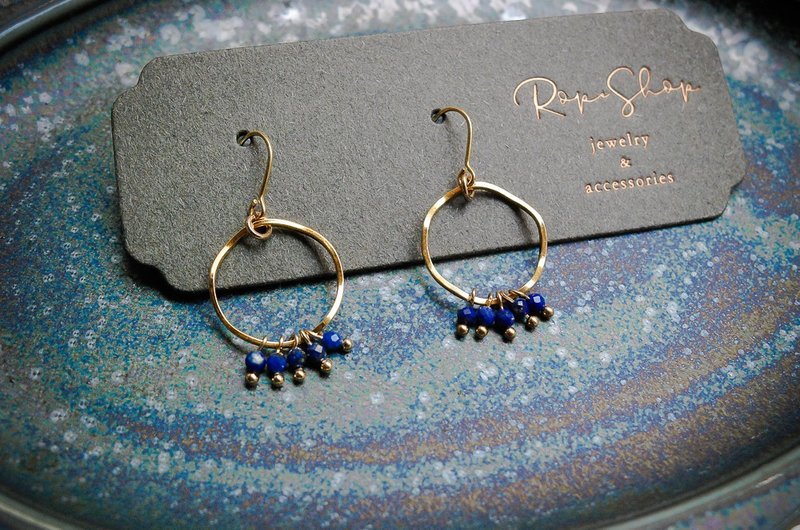 [Qinglang] Natural stone lapis lazuli gold-plated Bronze earrings from ROPEshop. Earhook or clip-on. - ต่างหู - เครื่องประดับพลอย สีน้ำเงิน