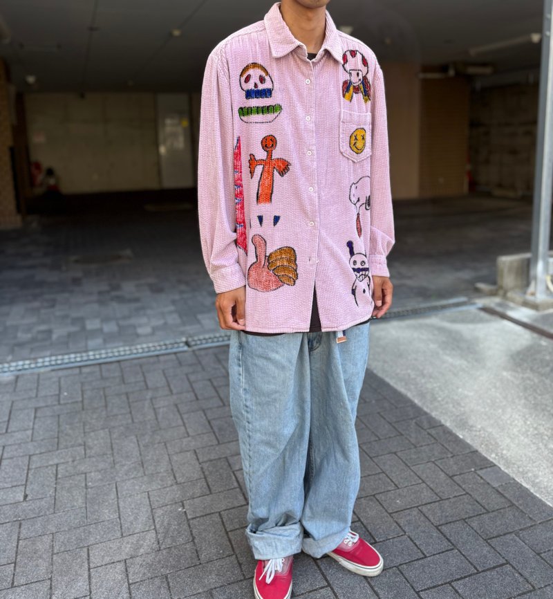 落書きコーデュロイシャツ - 男襯衫/休閒襯衫 - 棉．麻 