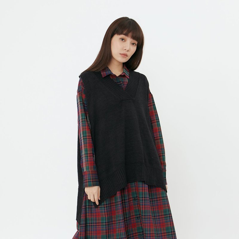 Daisy Pullover V Neck Wide Ham Knit Vest / Black - Women's Sweaters - Nylon Black