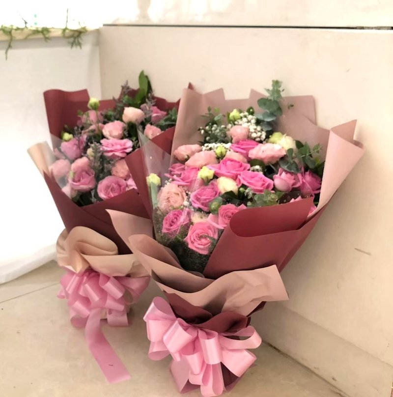 獻花花束 情人節花束花禮 求婚花束 台北市外送免運費典華優惠券 - 乾燥花/永生花 - 植物．花 
