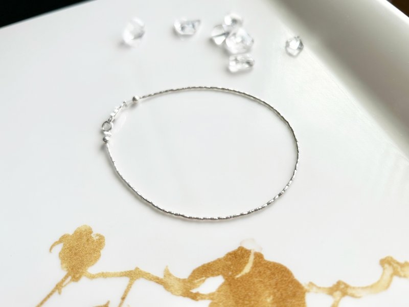 Very fine stacked and beautiful 925 Silver[small Silver section] delicate bracelet as a gift for girlfriend to ward off evil and ensure safety - สร้อยข้อมือ - เงินแท้ สีเงิน