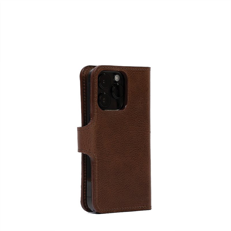 其他材質 手機殼/手機套 咖啡色 - 配備 MagSafe 的 iPhone 皮革文件夾式手機殼 由優質意大利皮革