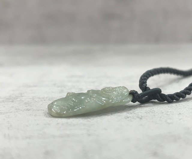 ビルマ翡翠彫刻「風生水起」八卦手編みネックレス{整理番号:AY158}