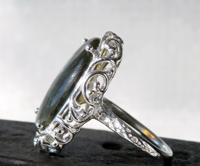 ラブラドライト　リング　ラブラドライト　指輪 ラブラドライト リング / Labradorite Ring s | iichi 日々の