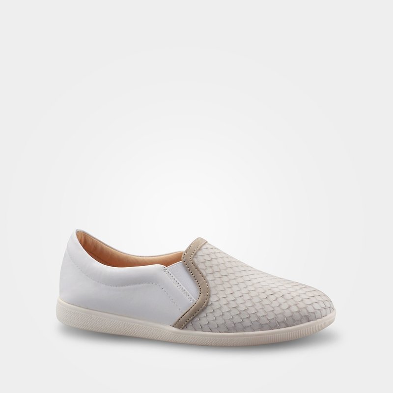 7C55 classic white handmade shoes - รองเท้าลำลองผู้หญิง - หนังแท้ 