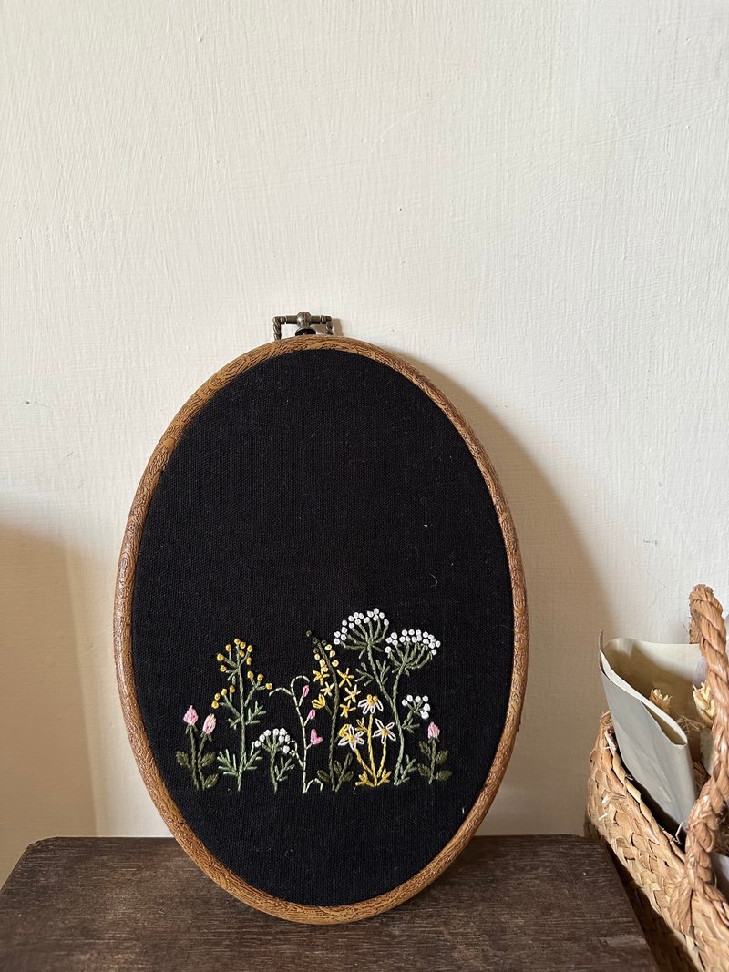 野花手刺繡掛飾002 - 擺飾/家飾品 - 棉．麻 