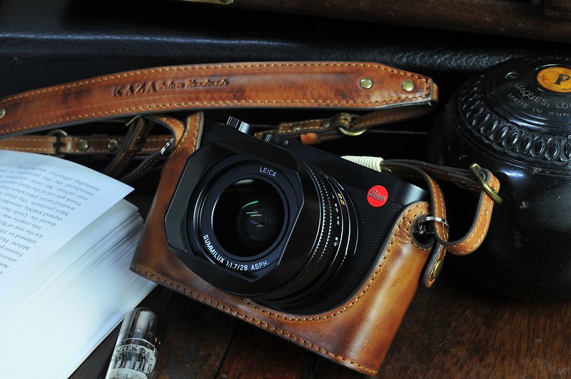 LEICA Q2 // Leica Q相機皮套 相機包 - 菲林/即影即有相機 - 真皮 