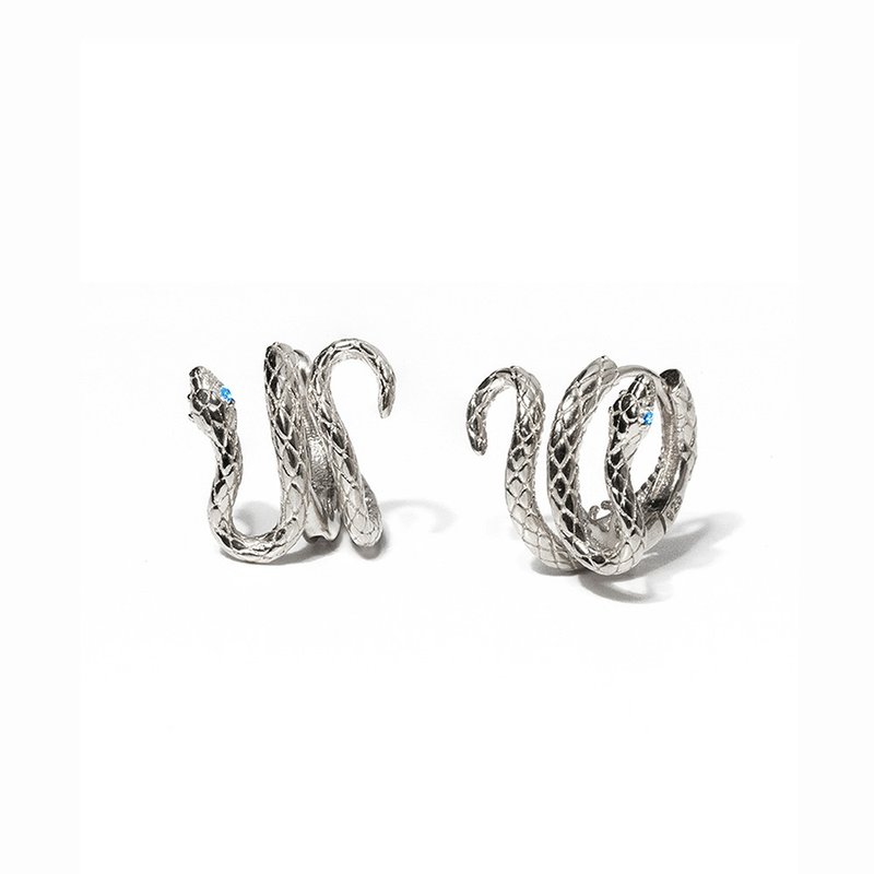 Korean HOT_Petite Snake One Touch Earrings - 耳環/耳夾/耳骨夾 - 其他金屬 銀色