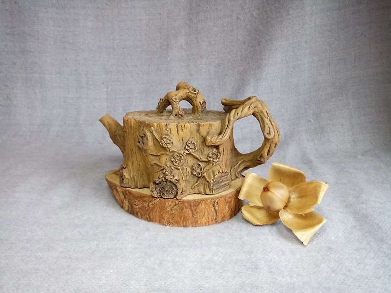 Plum Blossom ceramic teapot, handmade pottery - Teapots & Teacups - Pottery Khaki