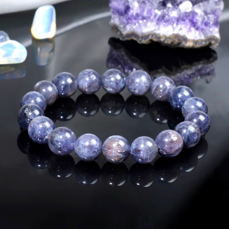 #637 一圖一物/10mm星空血滴堇青石水晶手鍊 - 手鍊/手環 - 水晶 藍色