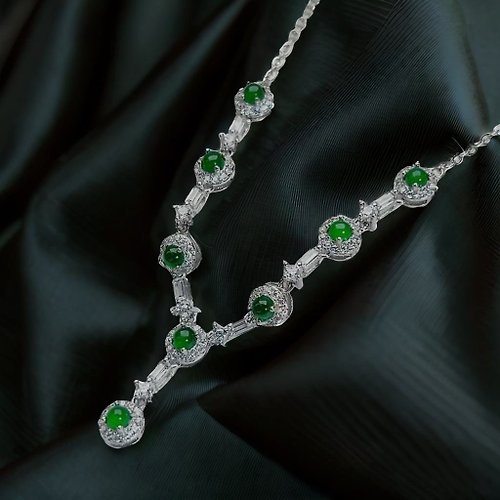 瓔珞珠寶盒 E.L.Jewelry Box 冰綠蛋面翡翠925純銀鑲嵌項鍊 | 天然緬甸玉翡翠A貨