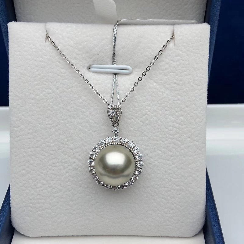 Xinyang natural seawater pearl necklace Silver model - Necklaces - Pearl Gray