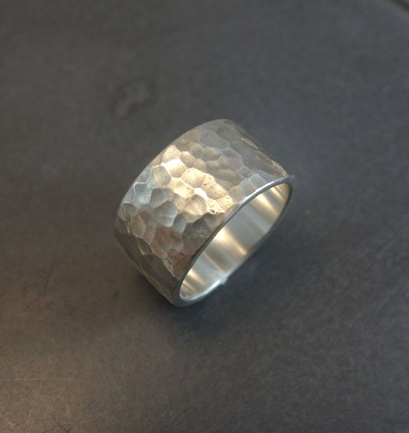Water Ripples-Wide Forged Perforated Sterling Silver Ring - แหวนทั่วไป - เงินแท้ สีเงิน