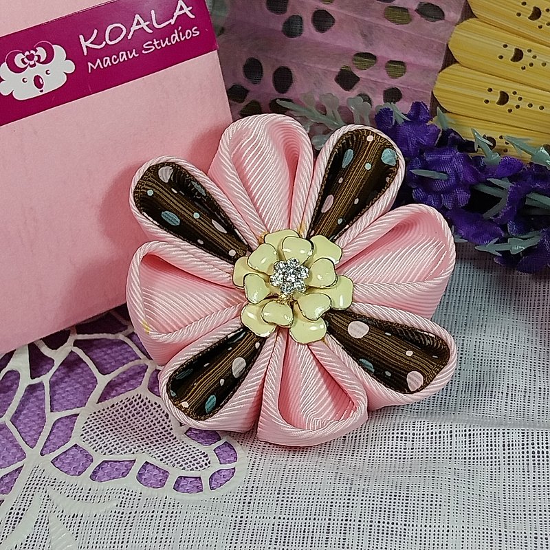 Japanese style handmade jewelry pink flower brooch hair clip dual use - Brooches - Other Materials 