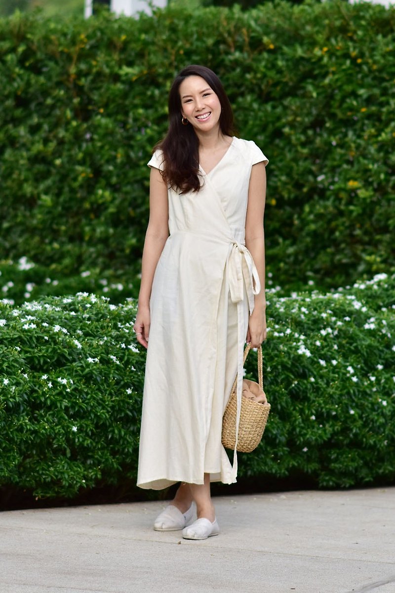 Isabella Linen Dress| made-to-order | custom size - ชุดเดรส - ลินิน ขาว