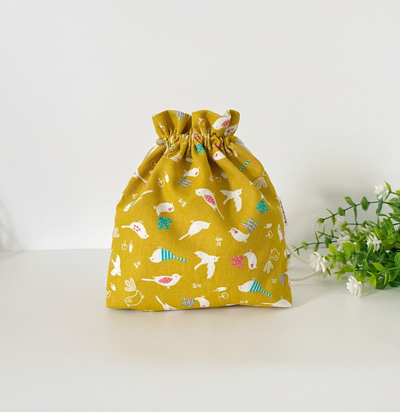 Drawstring bag/storage bag-Bluebird style - กระเป๋าหูรูด - ผ้าฝ้าย/ผ้าลินิน 