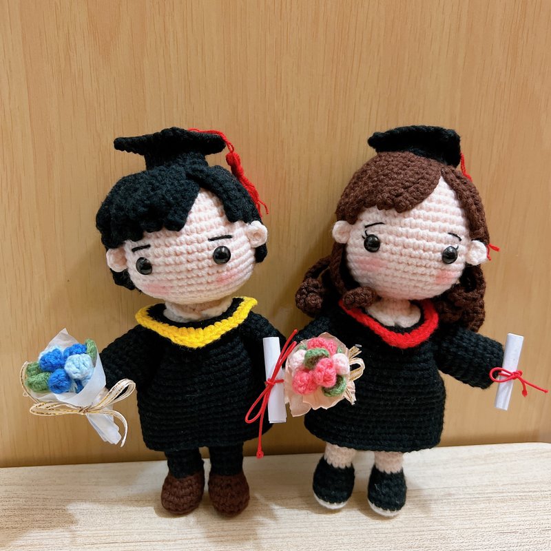 crochet graduation doll - ตุ๊กตา - ผ้าฝ้าย/ผ้าลินิน 