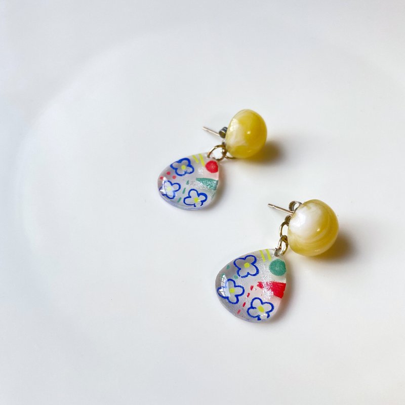 Swaying droplet clip/pin earrings - ต่างหู - เรซิน สีใส