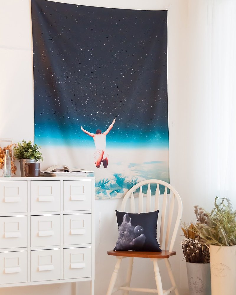 Falling With A Hidden Smile-Wall Tapestry-Home Wall Decor - โปสเตอร์ - เส้นใยสังเคราะห์ สีน้ำเงิน