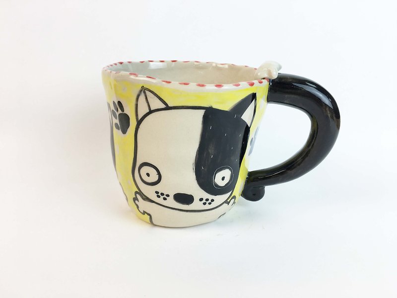 Nice Little Clay Handmade Mug - Black Dog 0103-06 - แก้วมัค/แก้วกาแฟ - ดินเผา สีเหลือง