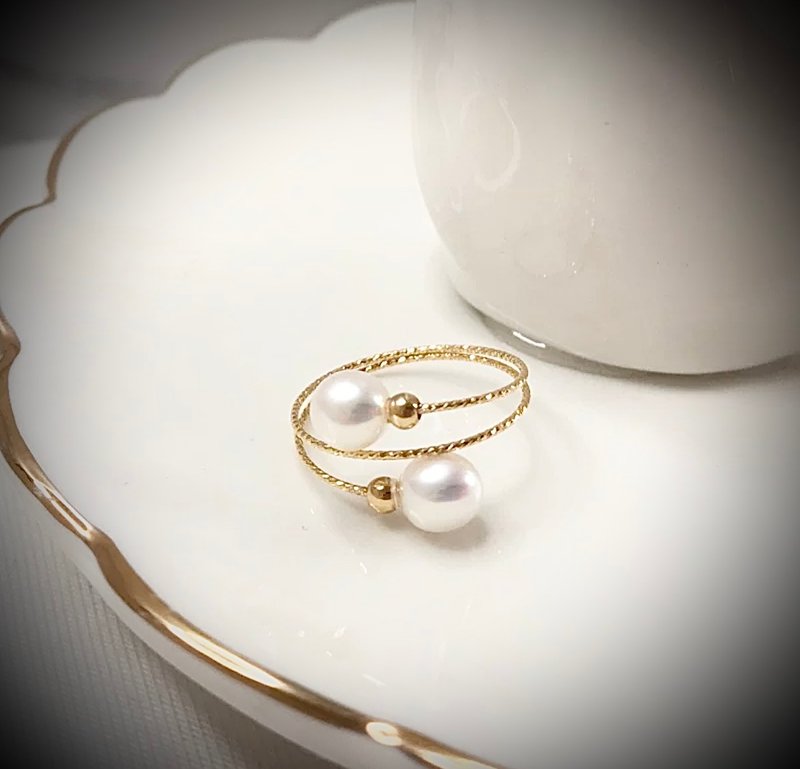 Japan imported freshwater small bulb pearl 18k gold layered elegant temperament ring - แหวนทั่วไป - ไข่มุก สีทอง