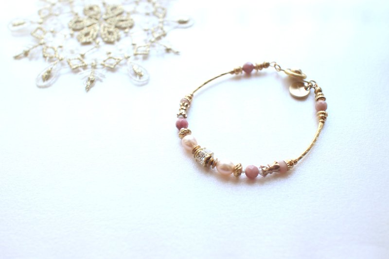 Doris-Pearl Rhodochrosite zircon brass bracelet - สร้อยข้อมือ - ทองแดงทองเหลือง หลากหลายสี