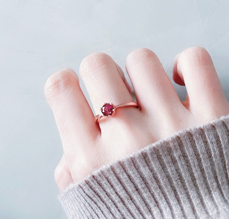 頂級鎂鋁石榴石5mm皇冠純銀戒指-一月誕生石 - 戒指 - 水晶 紅色
