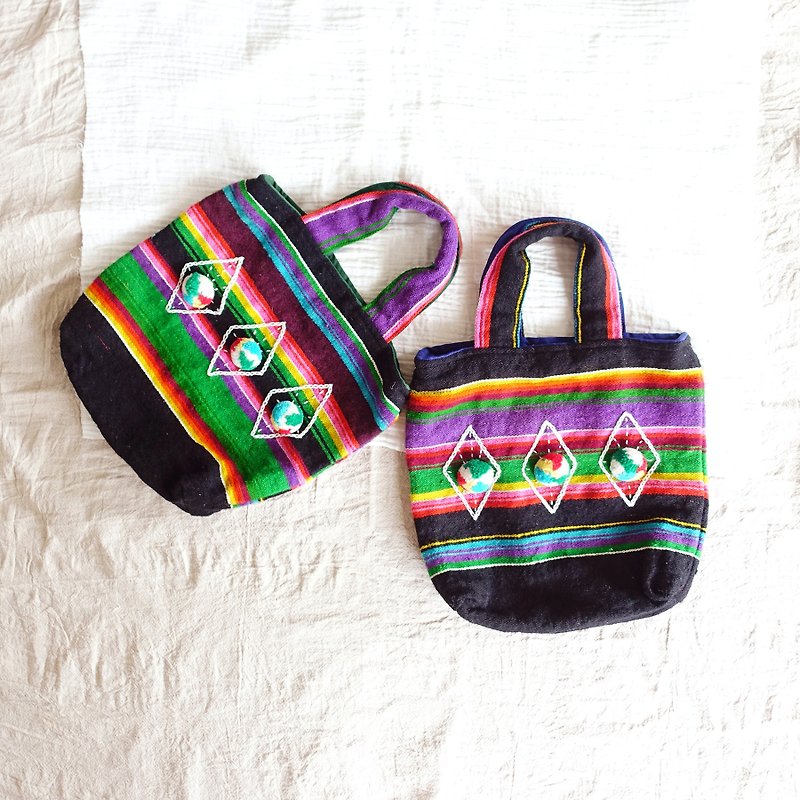 DUNIA handmade /墨西哥彩虹古布毛球手提袋/ Rainbow sarape bag - 手提包/手提袋 - 羊毛 多色