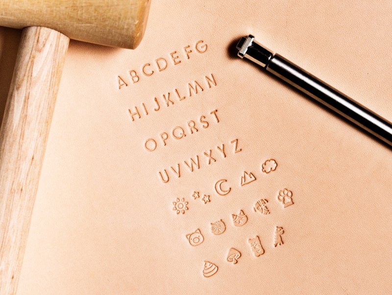 正楷大寫連圖案壓印套裝 字母模具 壓字 刻字 皮革DIY 大楷 客製 - 皮件/皮革 - 其他金屬 銀色
