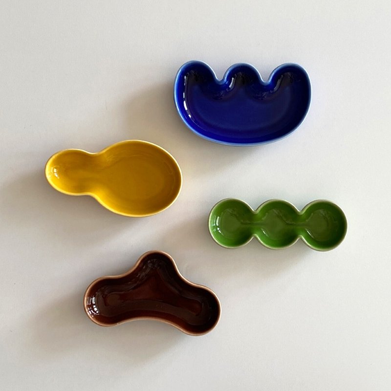 Pinkoi 線下活動預購商品 pre-order vege table mini plate - 碟子/醬料碟/醬油碟 - 陶 灰色