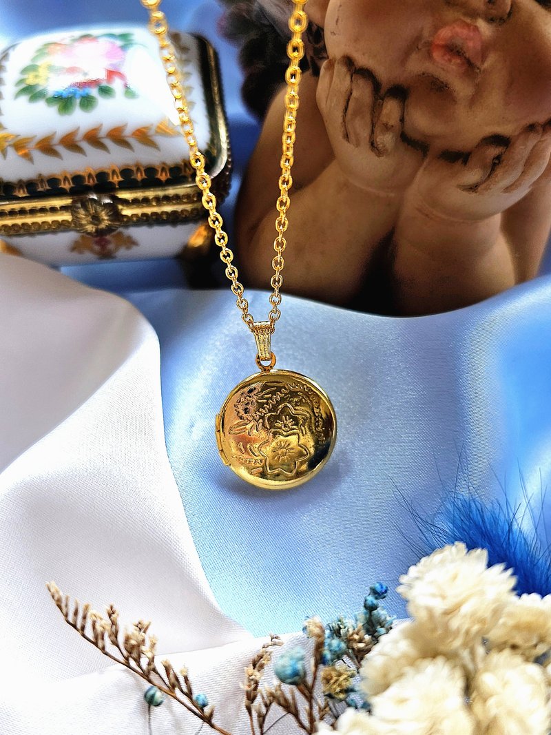 金漾優雅雕花花卉LOCKET復古項鍊/vintage美國西洋古董飾品 - 項鍊 - 其他金屬 