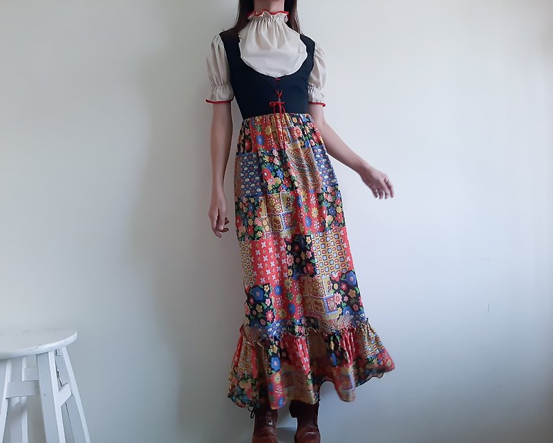 70s Boho dress floral patchwork print maxi dress Size Xs-S paisley puff sleeve - One Piece Dresses - Cotton & Hemp Multicolor