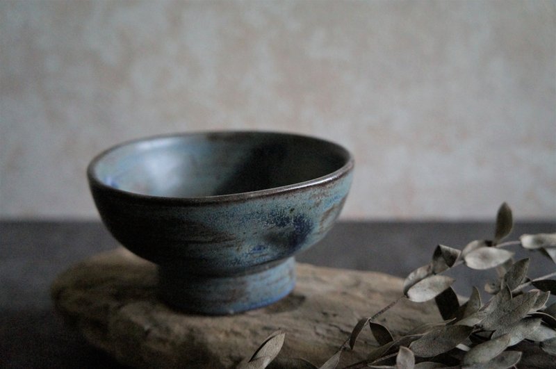 [Frosted Gray Blue] Small Dessert Bowl with High Foot Feel - Bowls - Pottery Blue