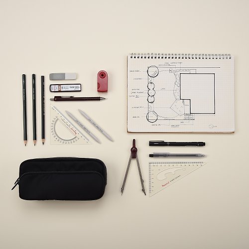 小津製 Pouch+ 防水大容量多功能學生筆袋 化妝收納斜挎小包 黑色
